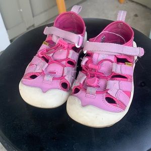 Toddler Keen size 11 shoes